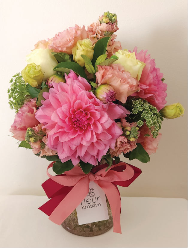 SEASONAL VASE ARRANGEMENT